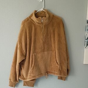Cozy Tan Women's Sweater Fleece